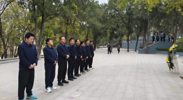 济菏改扩建一驻地办组织员工召开 “缅怀革命先烈清明节扫墓”活动